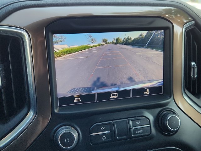 Used 2021 Chevrolet Silverado 1500 High Country AWD/4WD image 46
