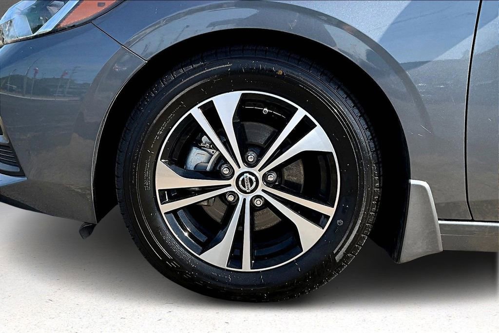 Used 2022 Nissan Sentra SV image 32