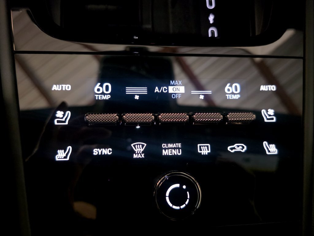 New 2026 Porsche Cayenne Turbo AWD/4WD image 34