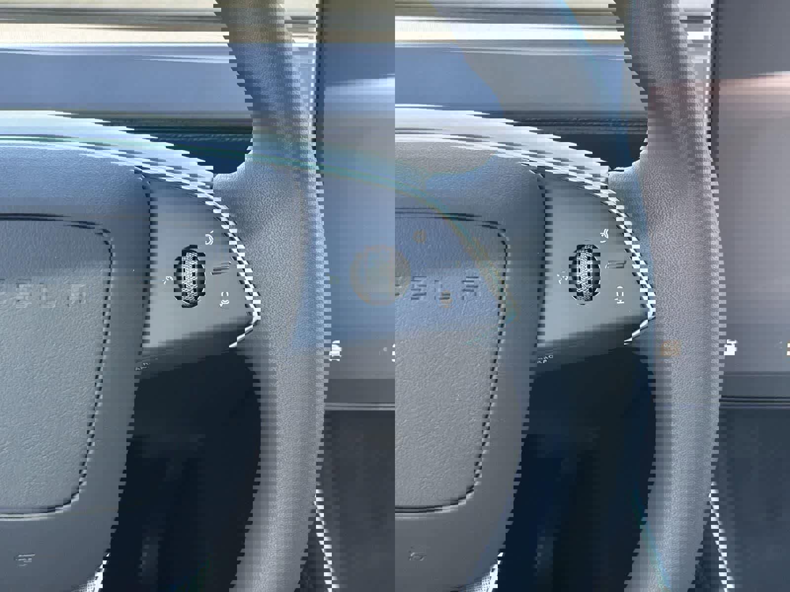 Used 2026 Tesla Model Y AWD image 14