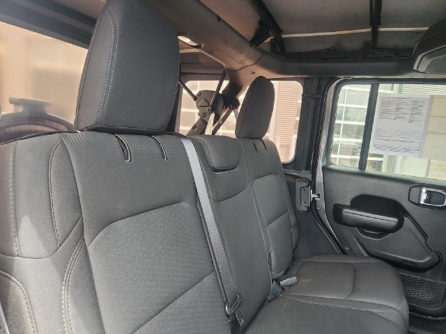 Used 2022 Jeep Wrangler Unlimited Sport AWD/4WD image 28