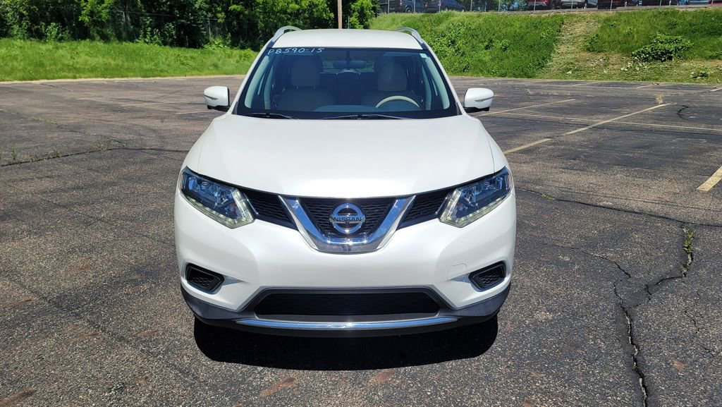 Used 2015 Nissan Rogue SV w/ SV Premium Package FWD image 4