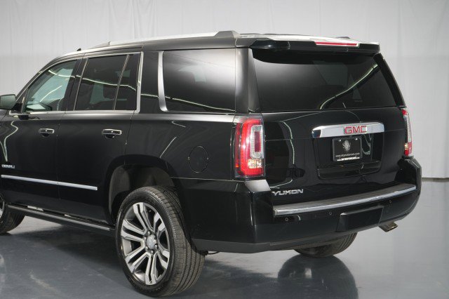 Used 2020 GMC Yukon Denali w/ Denali Premium Package image 23