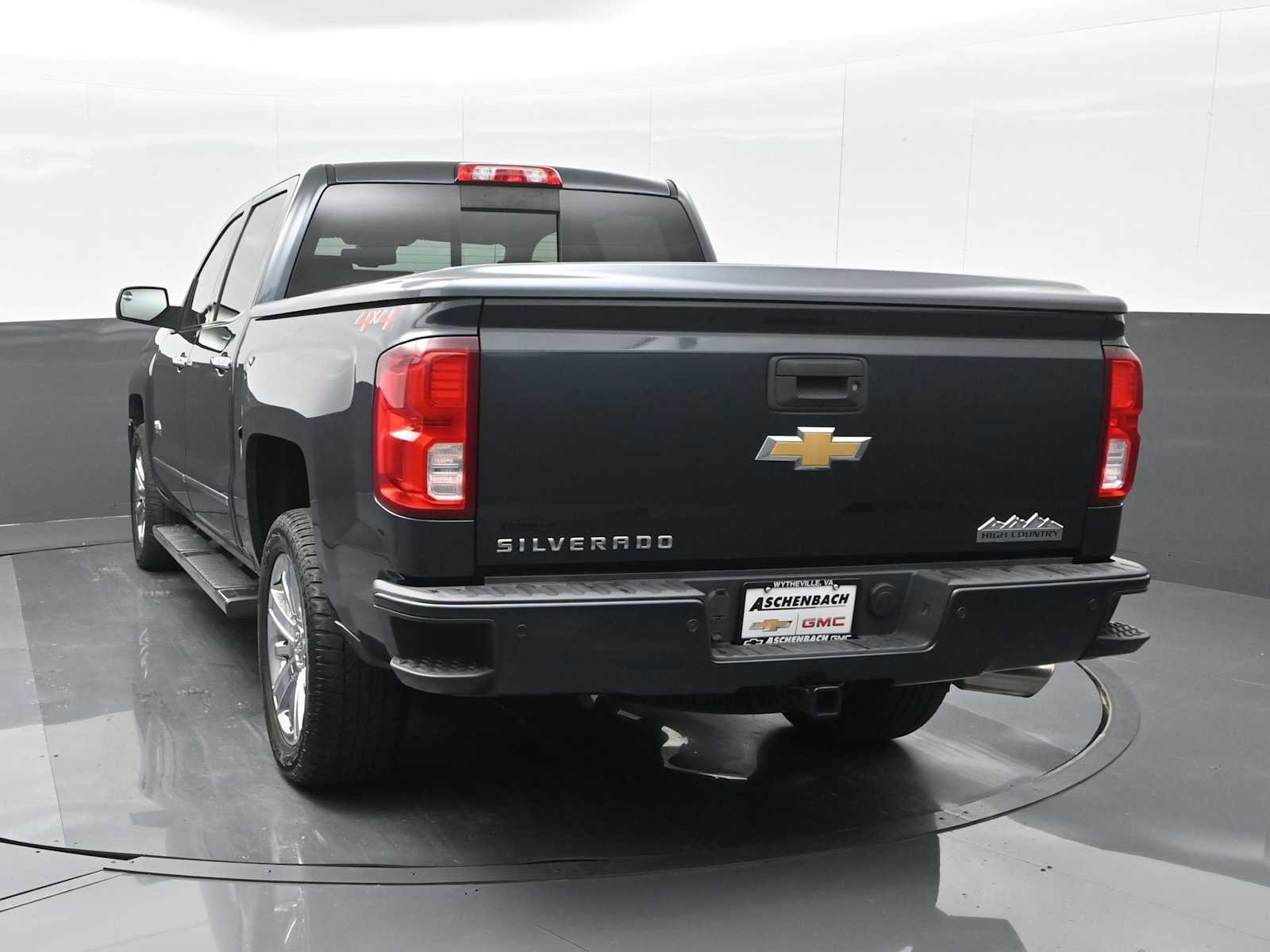 Used 2018 Chevrolet Silverado 1500 High Country image 7