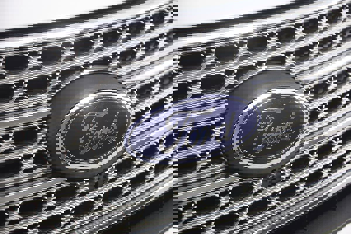 Used 2021 Ford Explorer Limited w/ Equipment Group 301A image 18