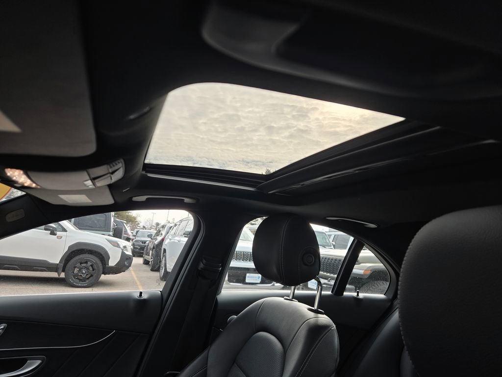 Used 2020 Mercedes-Benz C 300 4MATIC Sedan image 19