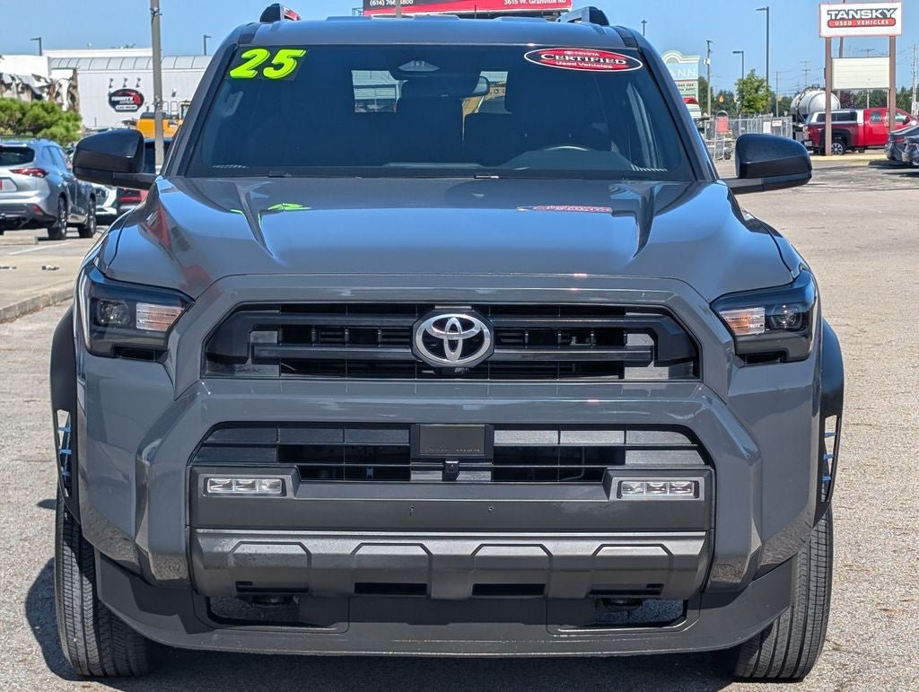 Used 2025 Toyota 4Runner SR5 AWD/4WD image 2