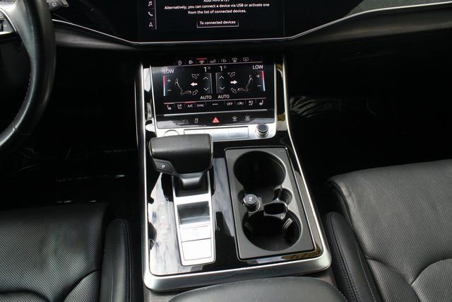 Used 2019 Audi Q8 Prestige w/ Luxury Package image 30