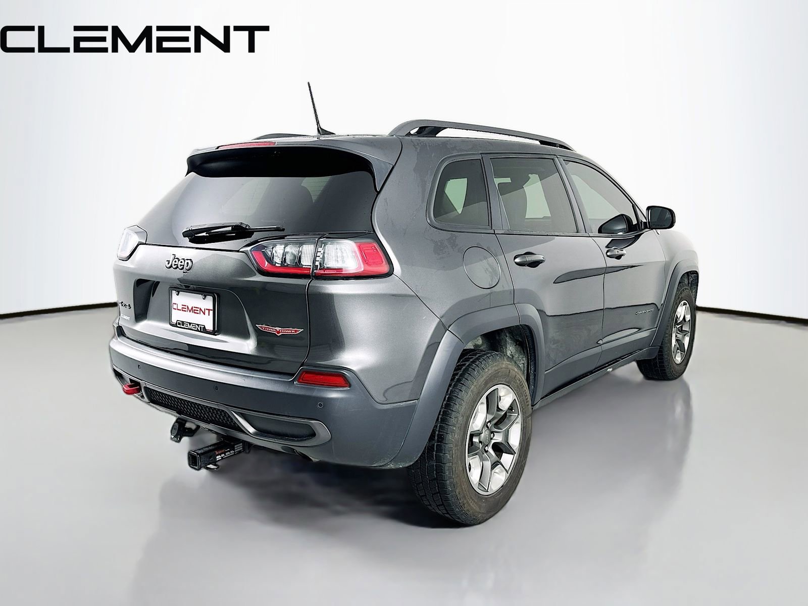 Used 2019 Jeep Cherokee Trailhawk w/ Cold Weather Group image 7