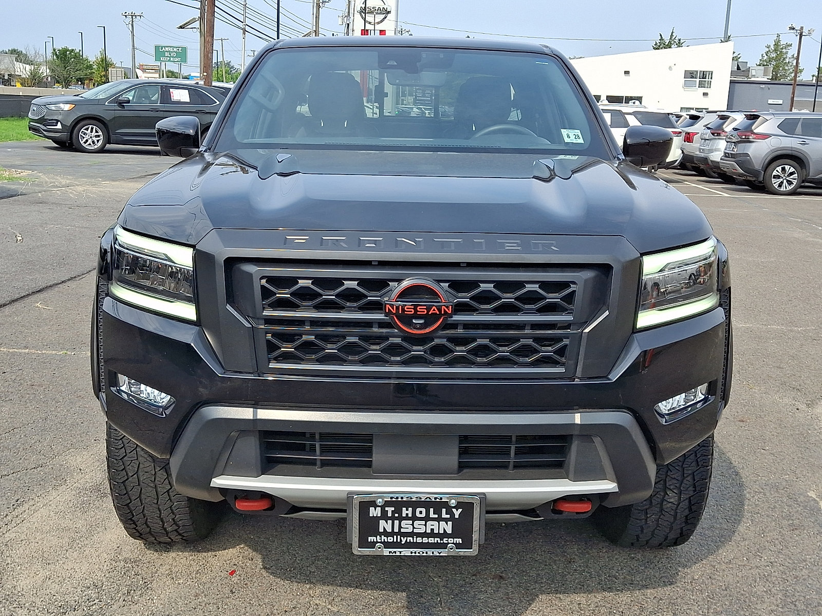 Certified 2023 Nissan Frontier PRO-4X w/ Pro-4X Premium Package AWD/4WD image 2