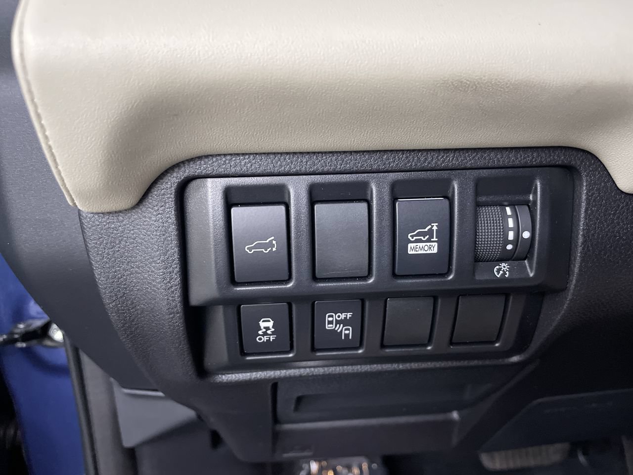 Used 2019 Subaru Ascent Touring AWD/4WD image 27