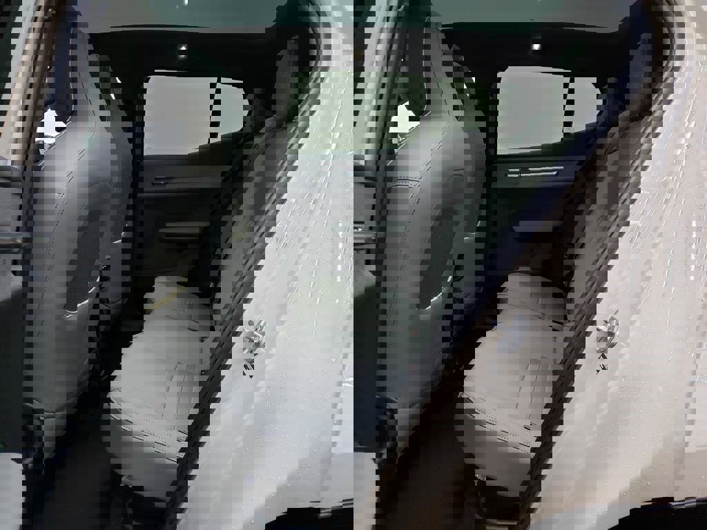 New 2026 Volvo EX30 Plus image 8