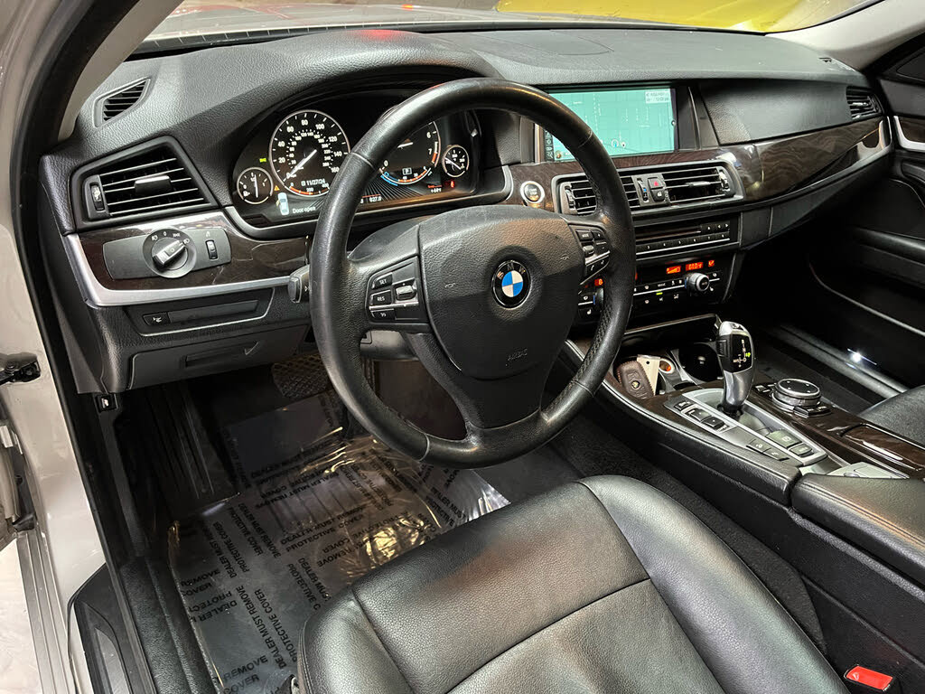 Used 2014 BMW 528i xDrive Sedan AWD/4WD image 9