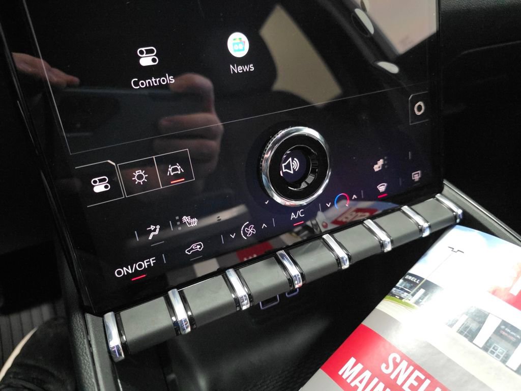 Used 2026 GMC Terrain Elevation w/ Black Edition image 21