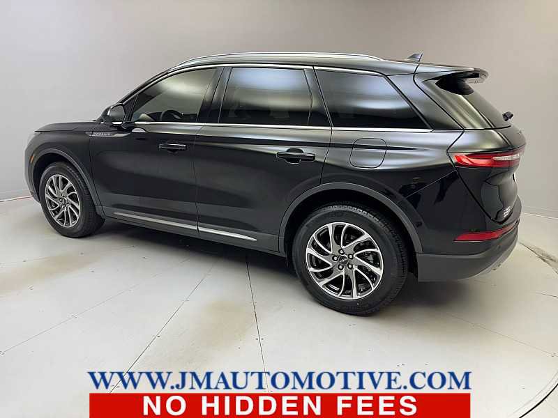 Used 2022 Lincoln Corsair AWD w/ Equipment Group 101A image 3