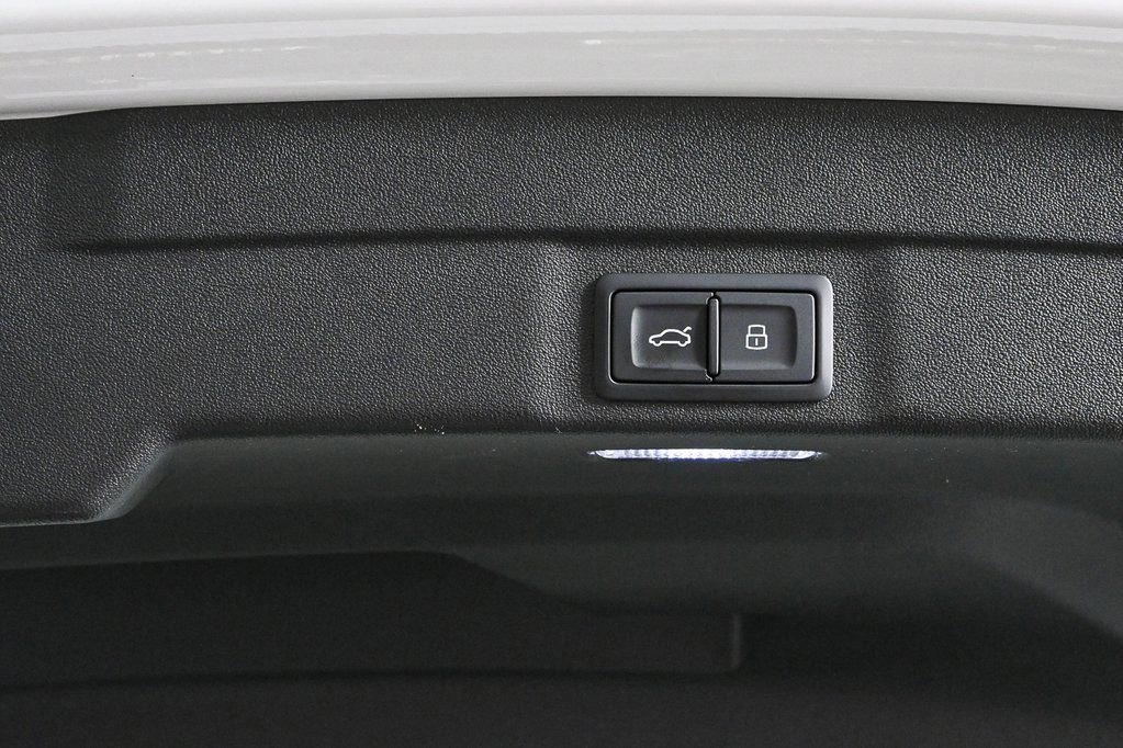 Used 2025 Audi A5 2.0T Premium Plus w/ Premium Plus image 32