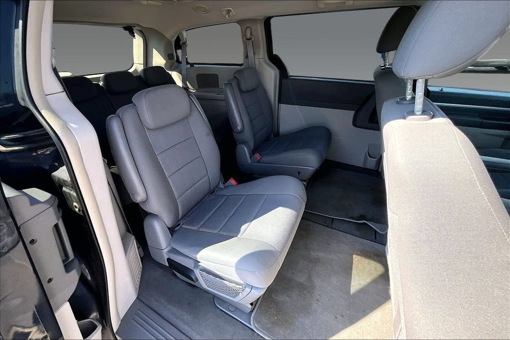 Used 2009 Dodge Grand Caravan SXT FWD image 16