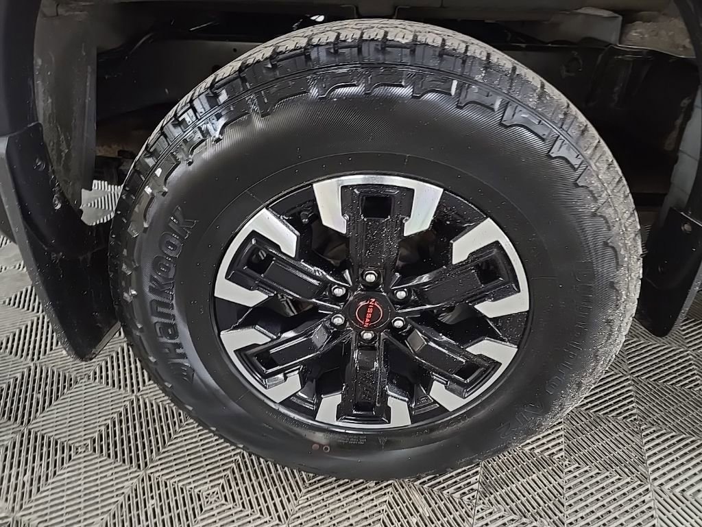 Used 2023 Nissan Frontier PRO-4X w/ Pro Convenience Package image 13