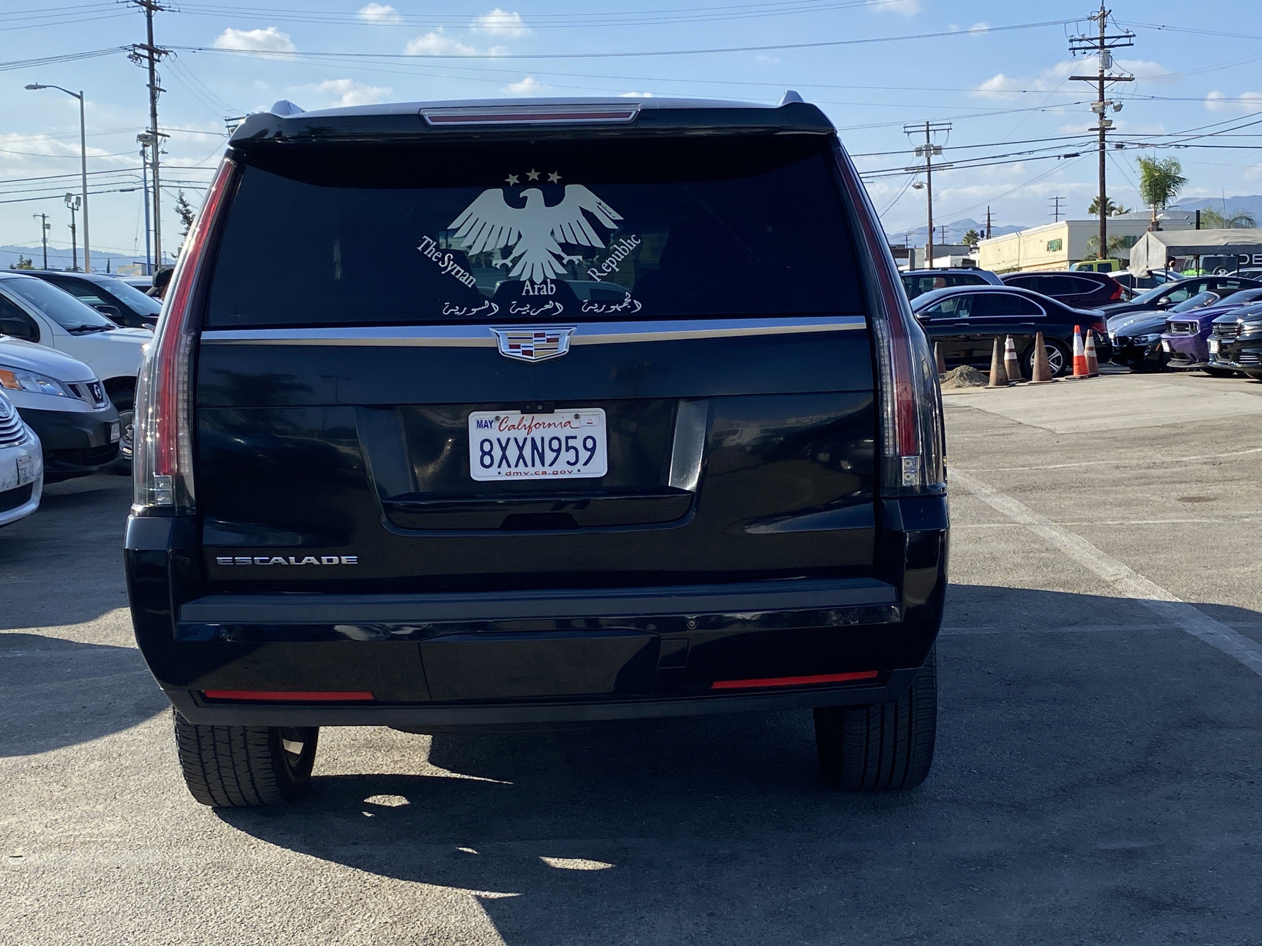 Used 2018 Cadillac Escalade Luxury image 6