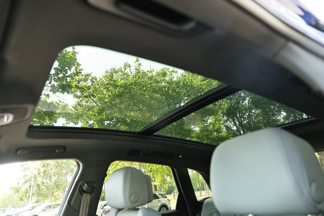 Used 2023 Audi SQ5 Prestige w/ Prestige Package AWD/4WD image 18
