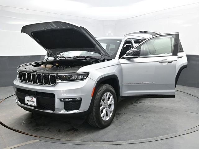 Used 2022 Jeep Grand Cherokee L Limited AWD/4WD image 42