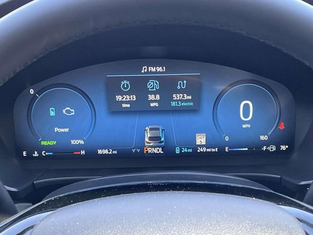 New 2025 Ford Escape SE w/ PHEV Premium Package FWD image 16