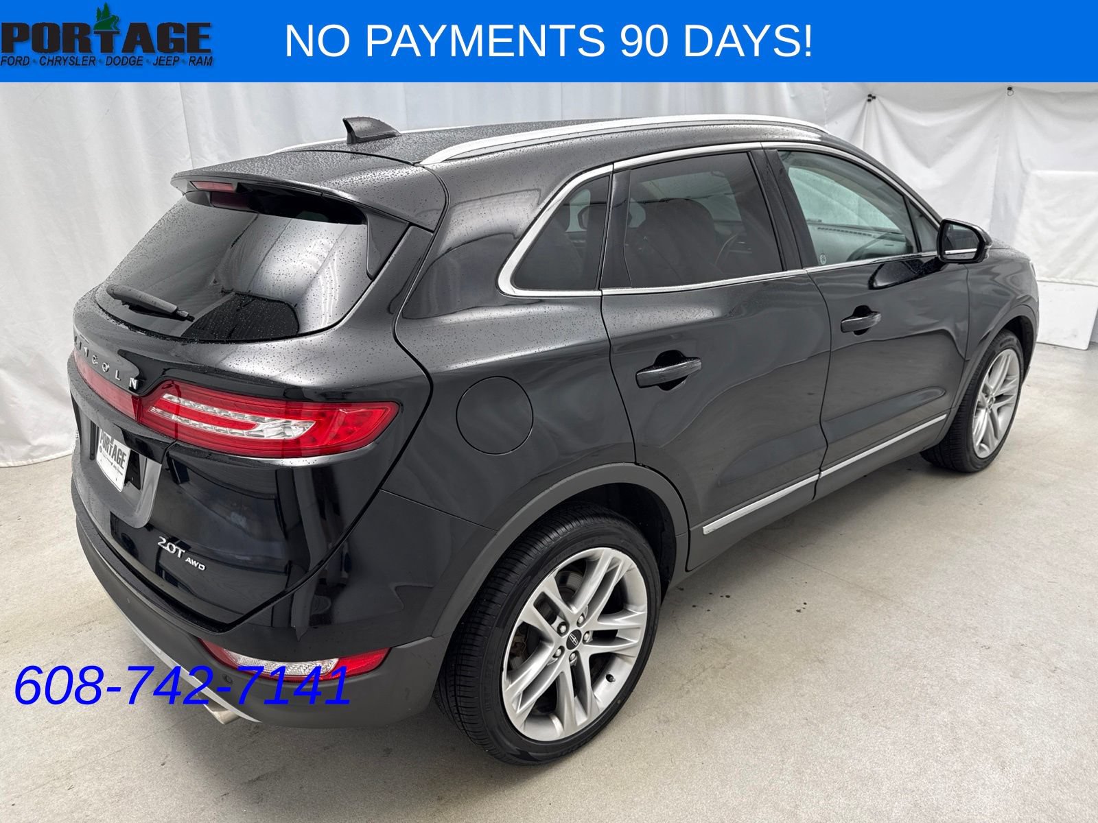 Used 2018 Lincoln MKC Reserve w/ Lincoln MKC Climate Package AWD/4WD image 2