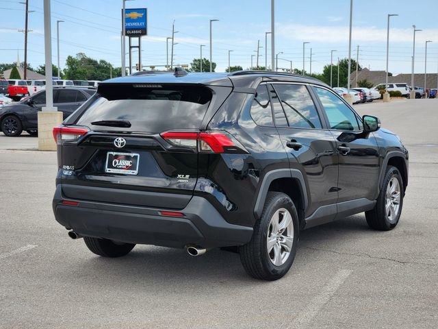 Used 2023 Toyota RAV4 XLE AWD/4WD image 7