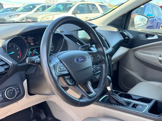 Used 2017 Ford Escape Titanium w/ Equipment Group 301A AWD/4WD image 13