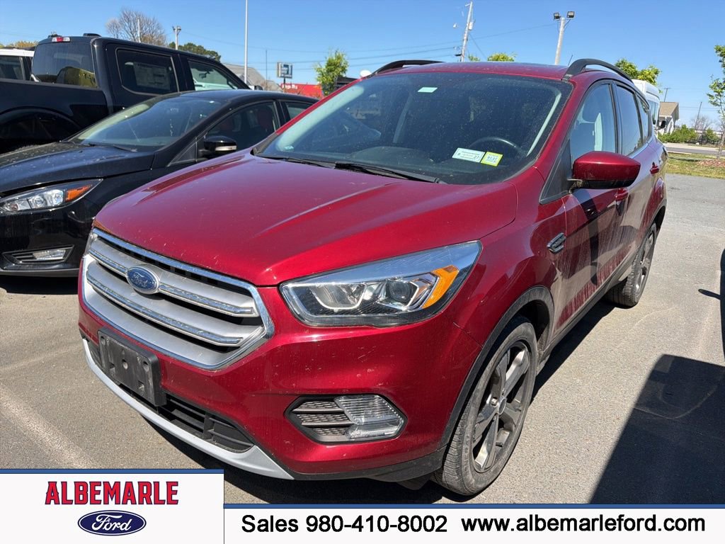 Used 2017 Ford Escape SE w/ SE Leather Comfort Package