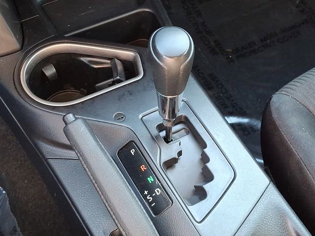 Used 2016 Toyota RAV4 LE image 17