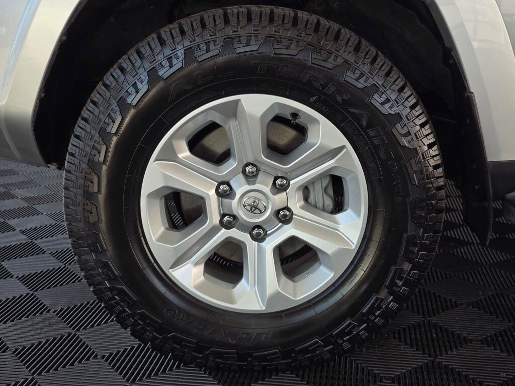 Used 2023 Toyota 4Runner SR5 Premium w/ Moonroof Package image 11