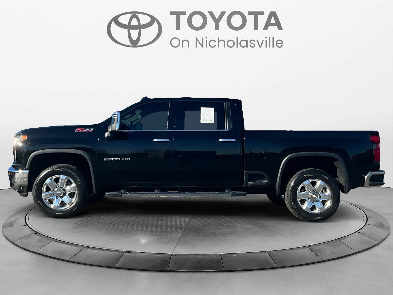 Used 2020 Chevrolet Silverado 2500 LTZ w/ LTZ Plus Package AWD/4WD image 2