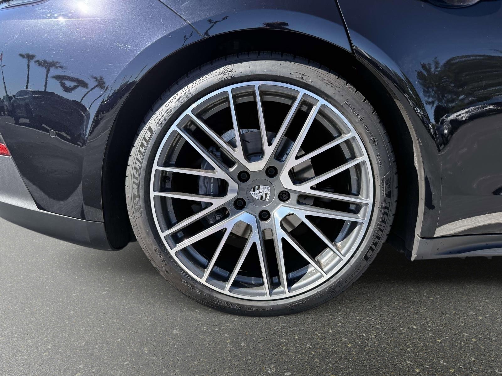 Used 2024 Porsche Panamera image 19