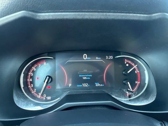 Used 2025 Toyota RAV4 XLE AWD/4WD image 13