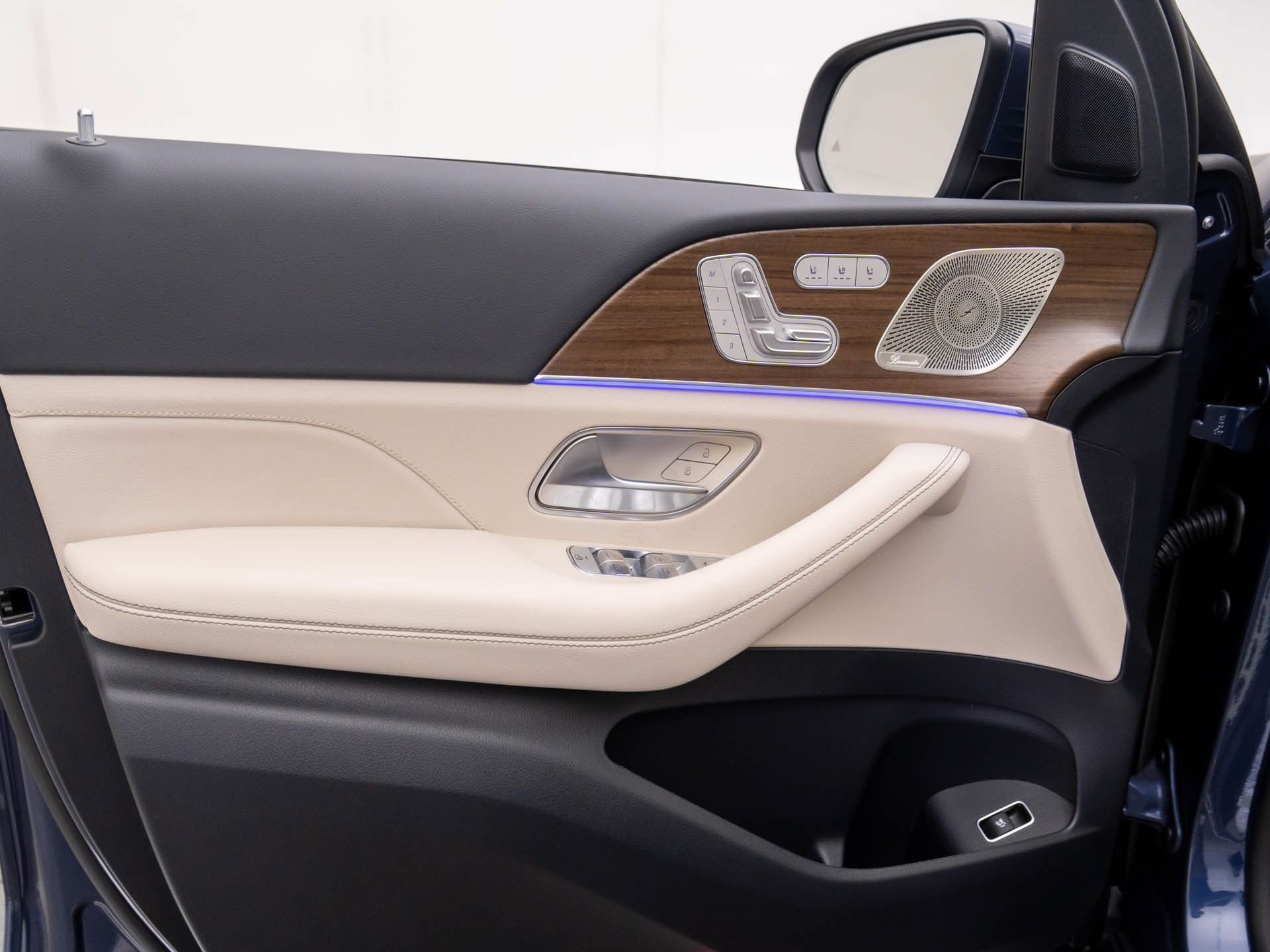 New 2026 Mercedes-Benz GLS 450 4MATIC image 15