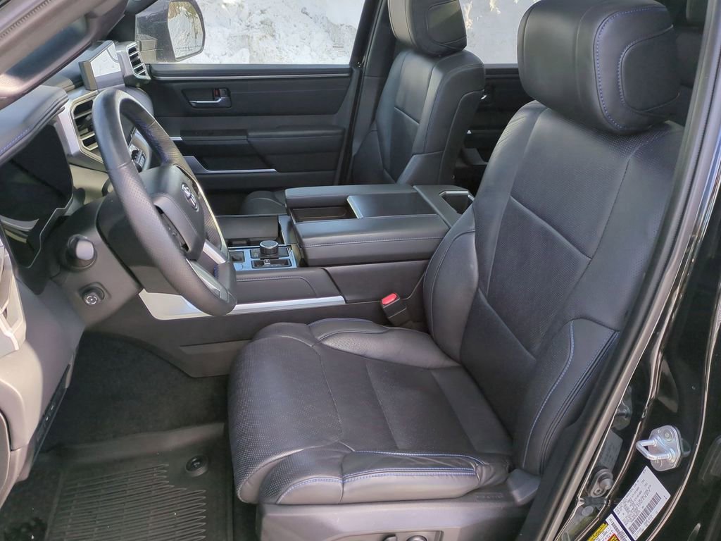 Used 2024 Toyota Sequoia Platinum image 8