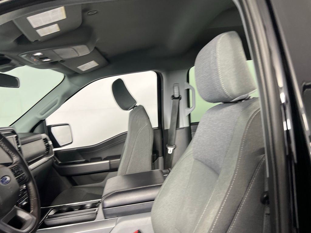 Used 2025 Ford F150 XLT w/ Equipment Group 301A Standard image 21