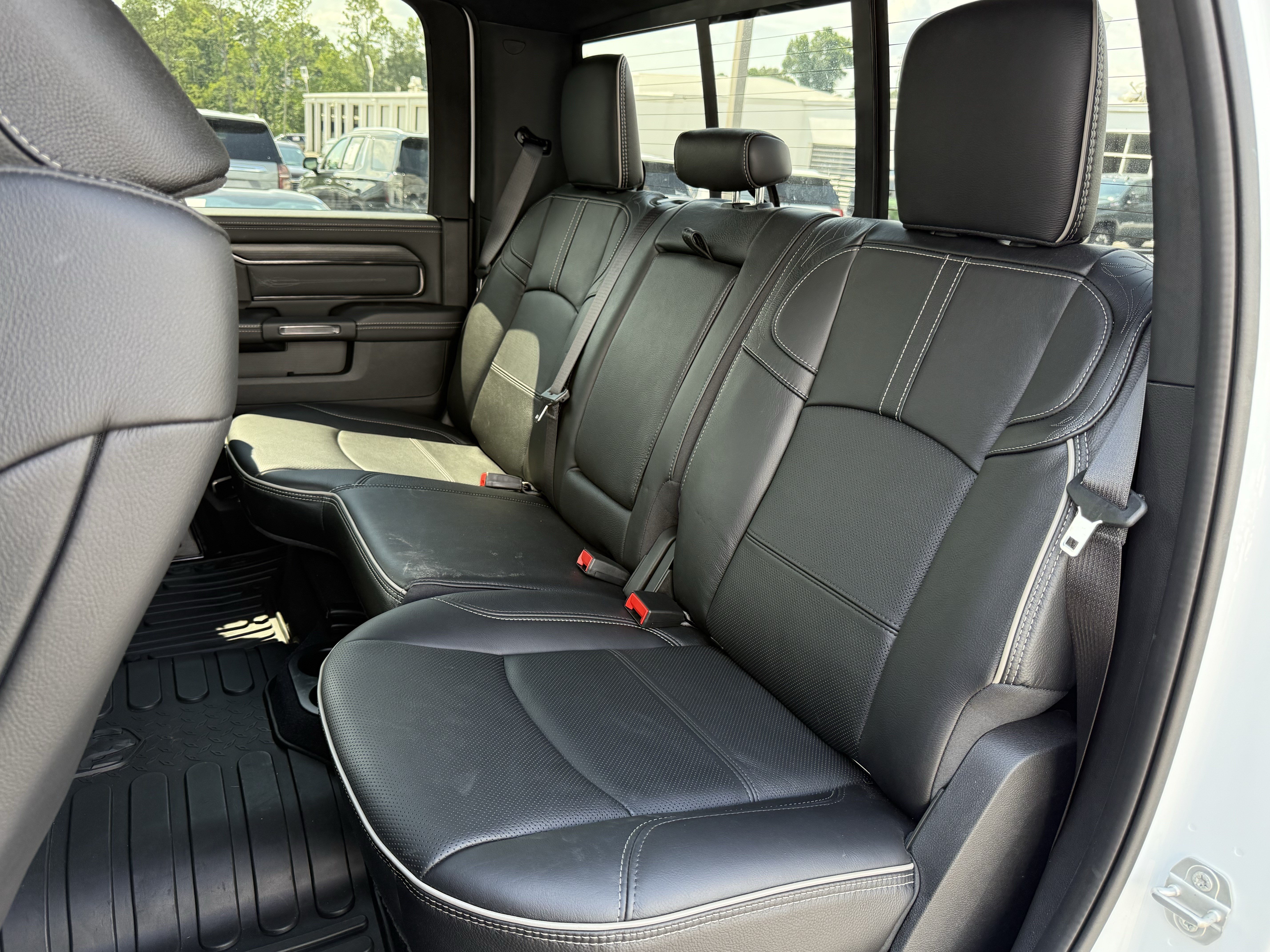 Used 2024 RAM 2500 Limited AWD/4WD image 31