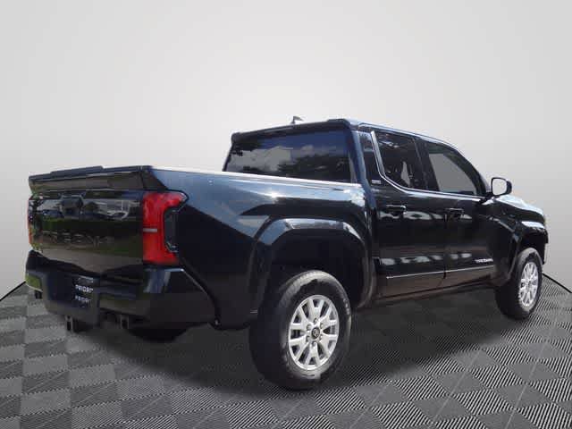 Used 2025 Toyota Tacoma SR5 AWD/4WD image 3
