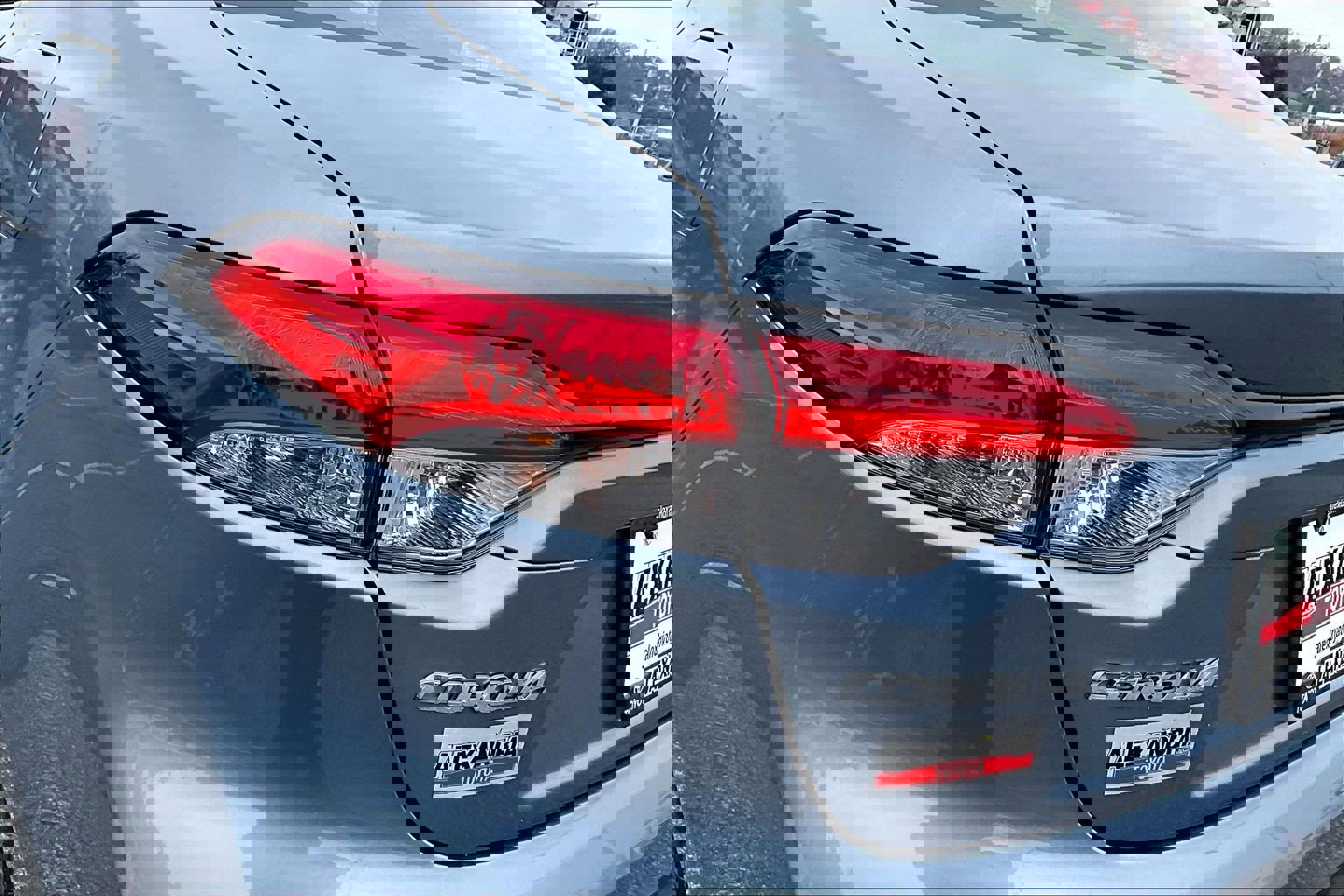 Used 2024 Toyota Corolla LE image 27