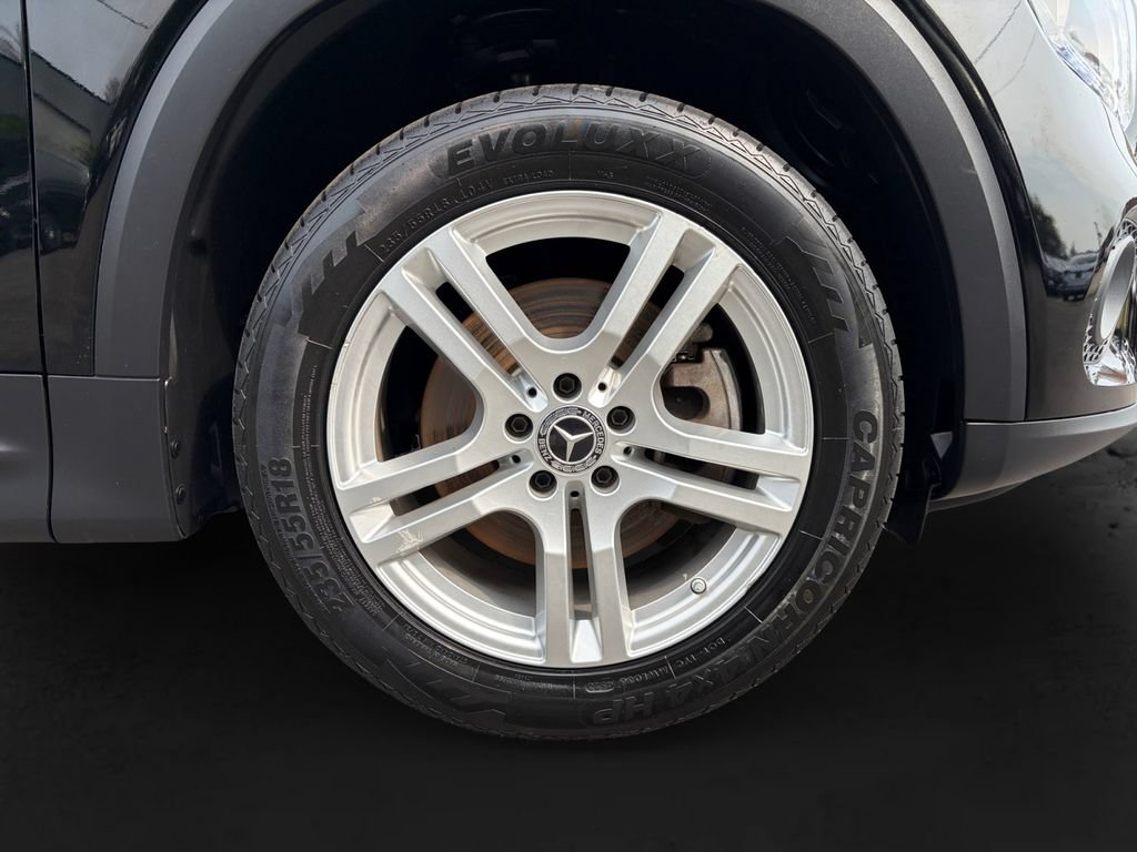 Used 2021 Mercedes-Benz GLB 250 4MATIC image 9