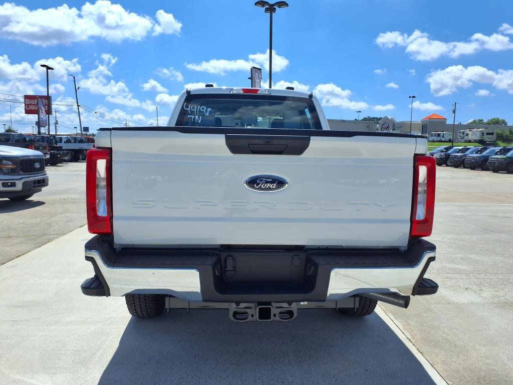 New 2025 Ford F250 XL w/ XL Chrome Package image 4
