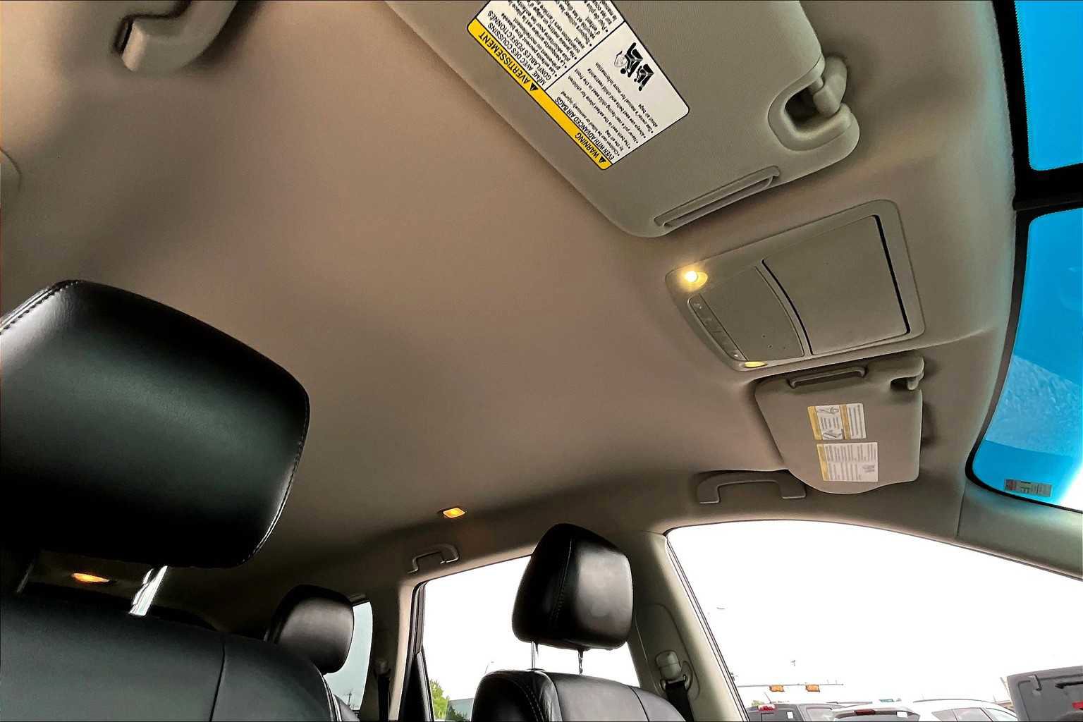 Used 2013 Nissan Pathfinder SL FWD image 14