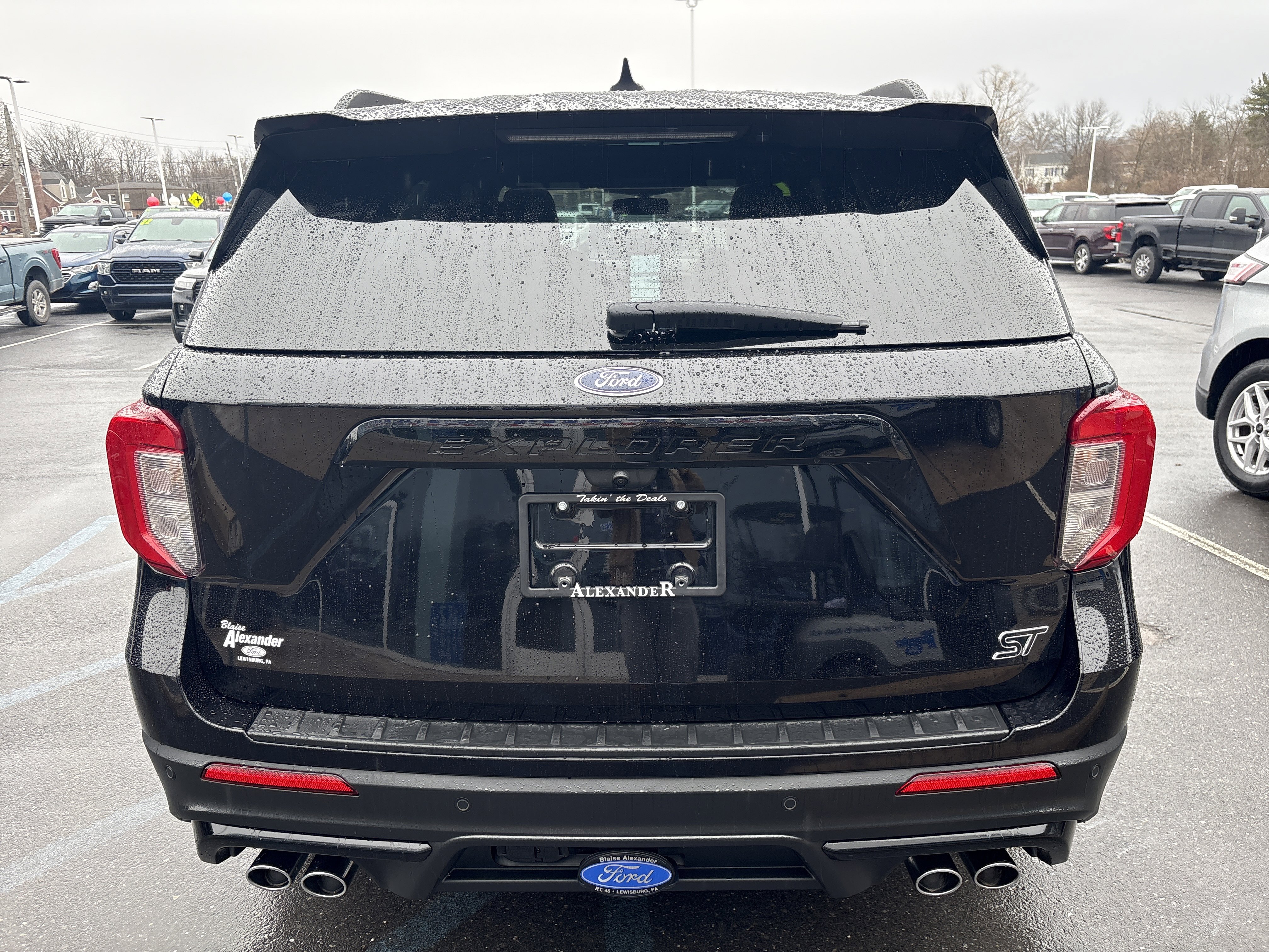 Used 2022 Ford Explorer ST w/ Equipment Group 401A image 6