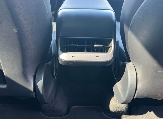 Used 2023 Tesla Model Y Long Range image 9