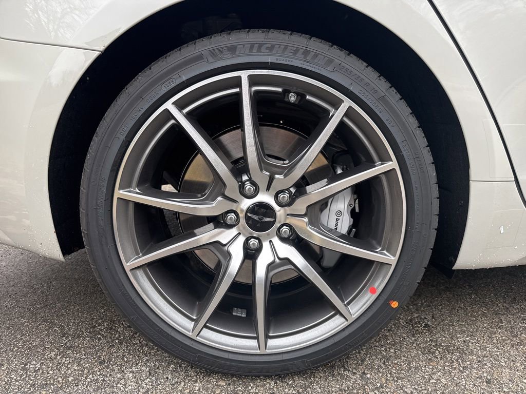 New 2026 Genesis G70 2.5T image 12