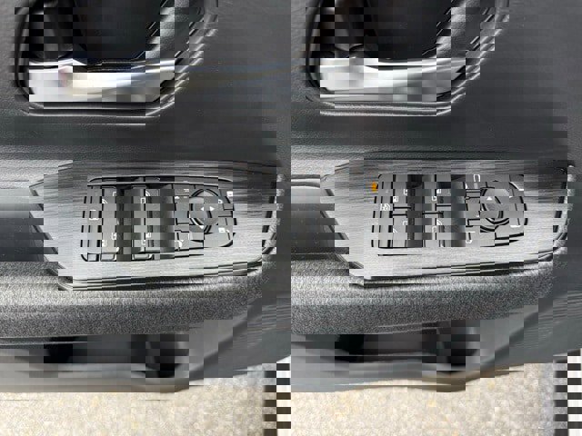 New 2026 Nissan Kicks SV w/ Cold Weather Package image 11