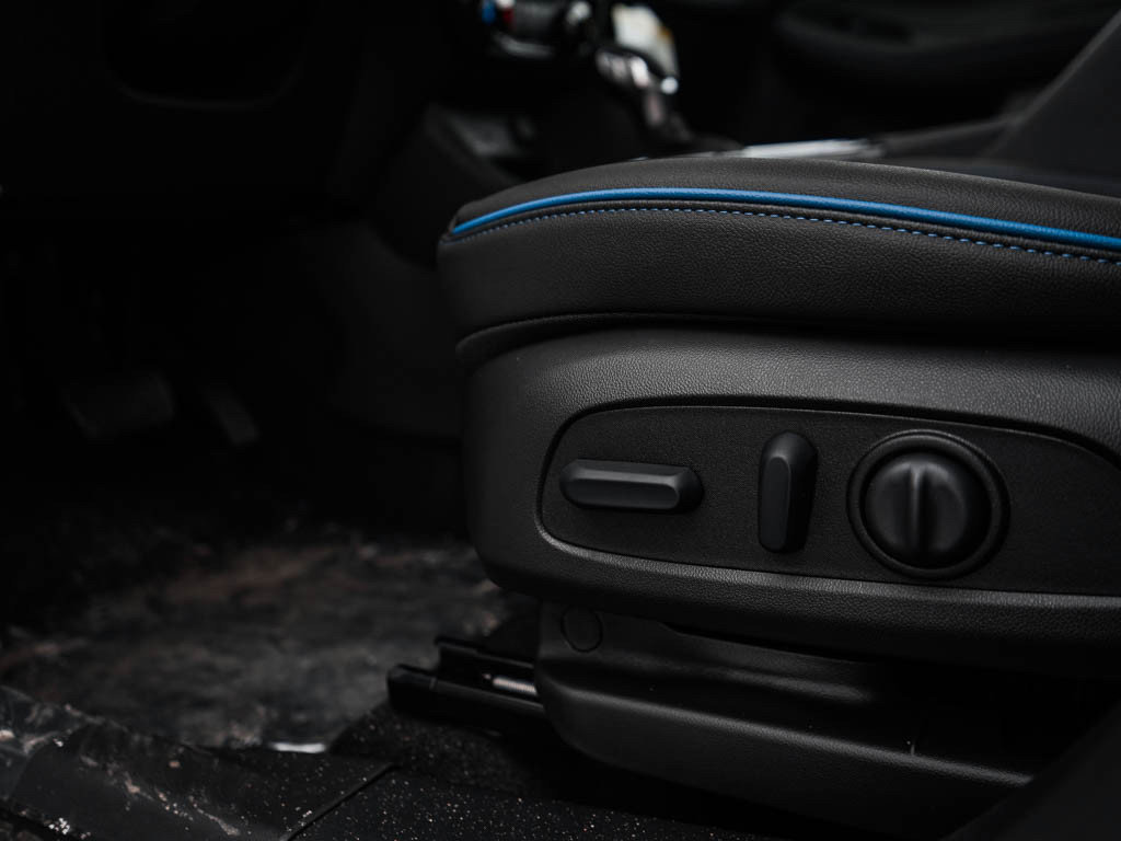 New 2026 Buick Encore GX Sport Touring w/ Advanced Technology Package image 18