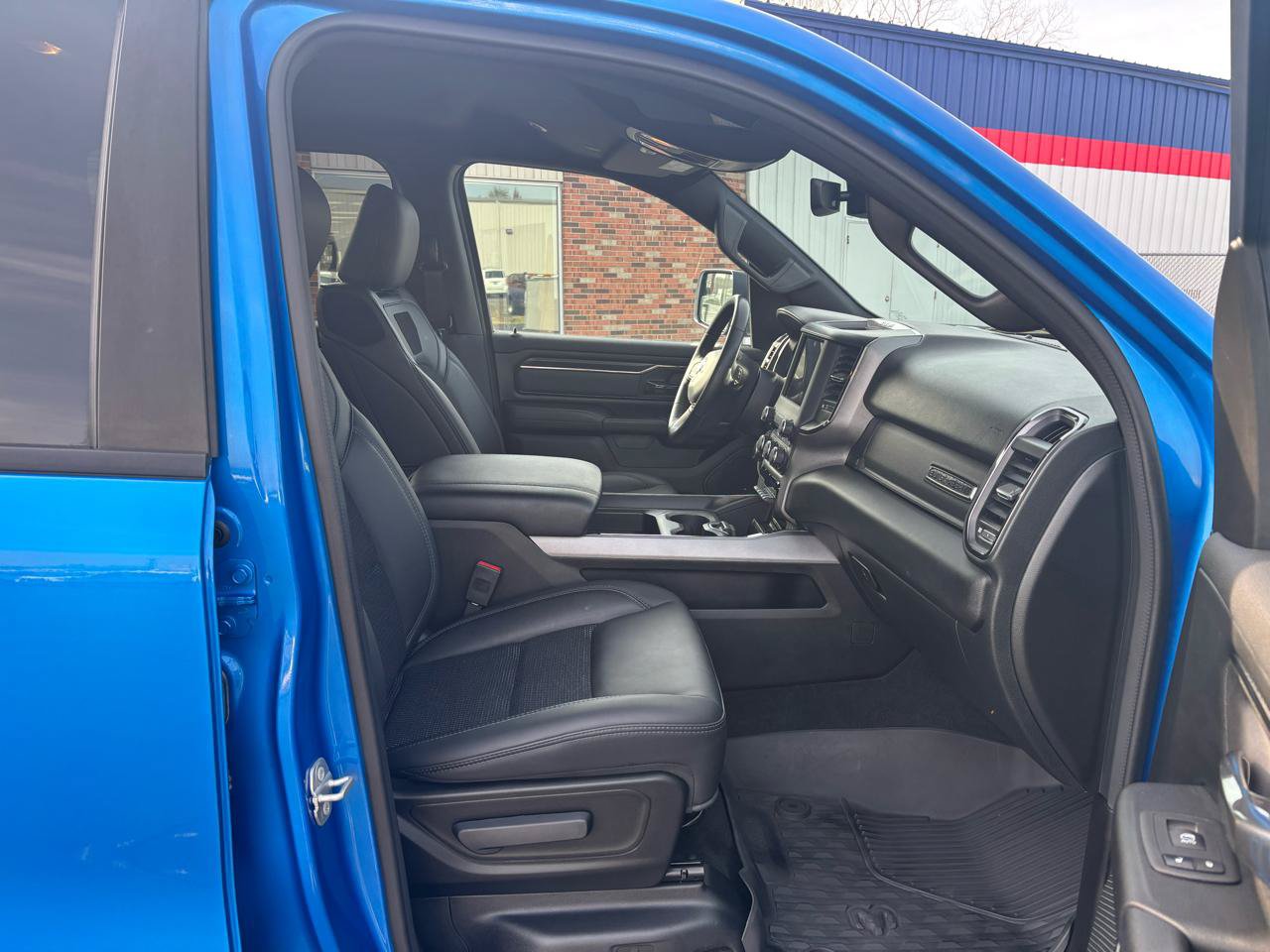 Used 2023 RAM 1500 Big Horn AWD/4WD image 14